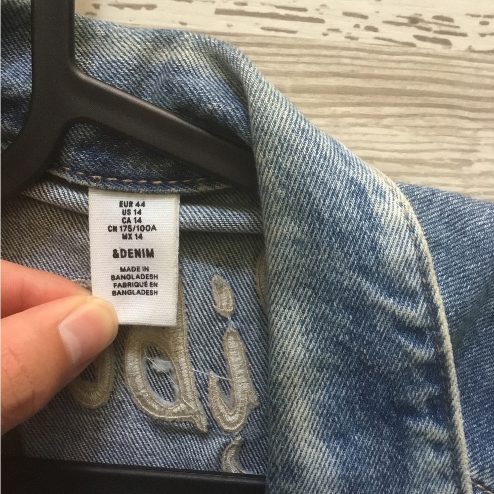 Denim jacket - Picture 3 of 3